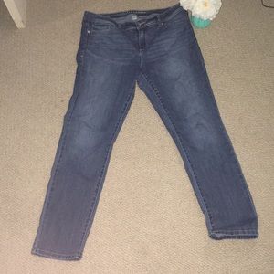 Lauren Conrad medium wash skinny jeans